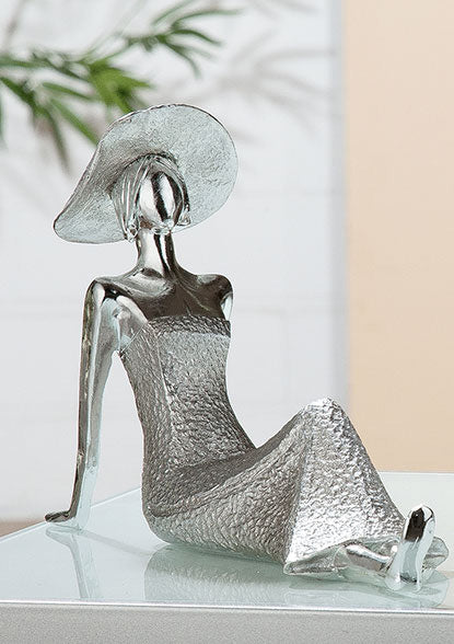 Lady Skulptur Silber â Sitzende Dekofigur - 24.5cm | CASA ROMANO