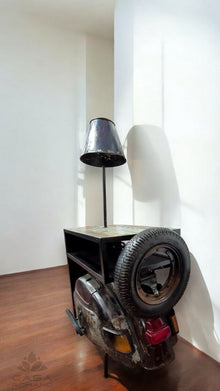 Kommode Roller aus Metall & Mangoholz mit Leuchte – Exklusives Designmöbel | CASA ROMANO