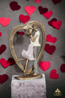 Figur "Paar im Herz" – Romantische Skulptur für Liebe & Dekoration | CASA ROMANO