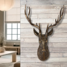 Wandobjekt Hirsch „Liam“ – Aluminium in Bronzefinish, 55 cm | CASA ROMANO