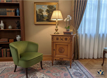 Kleine Louis XVI Kommode mit Schublade und Tür | CASA ROMANO