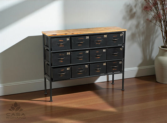 Kommode „Numero“ – Industrial Look mit Charme