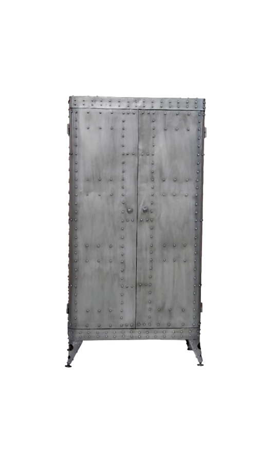 Schrank „Aviation“ – Industrial Design aus recyceltem Metall