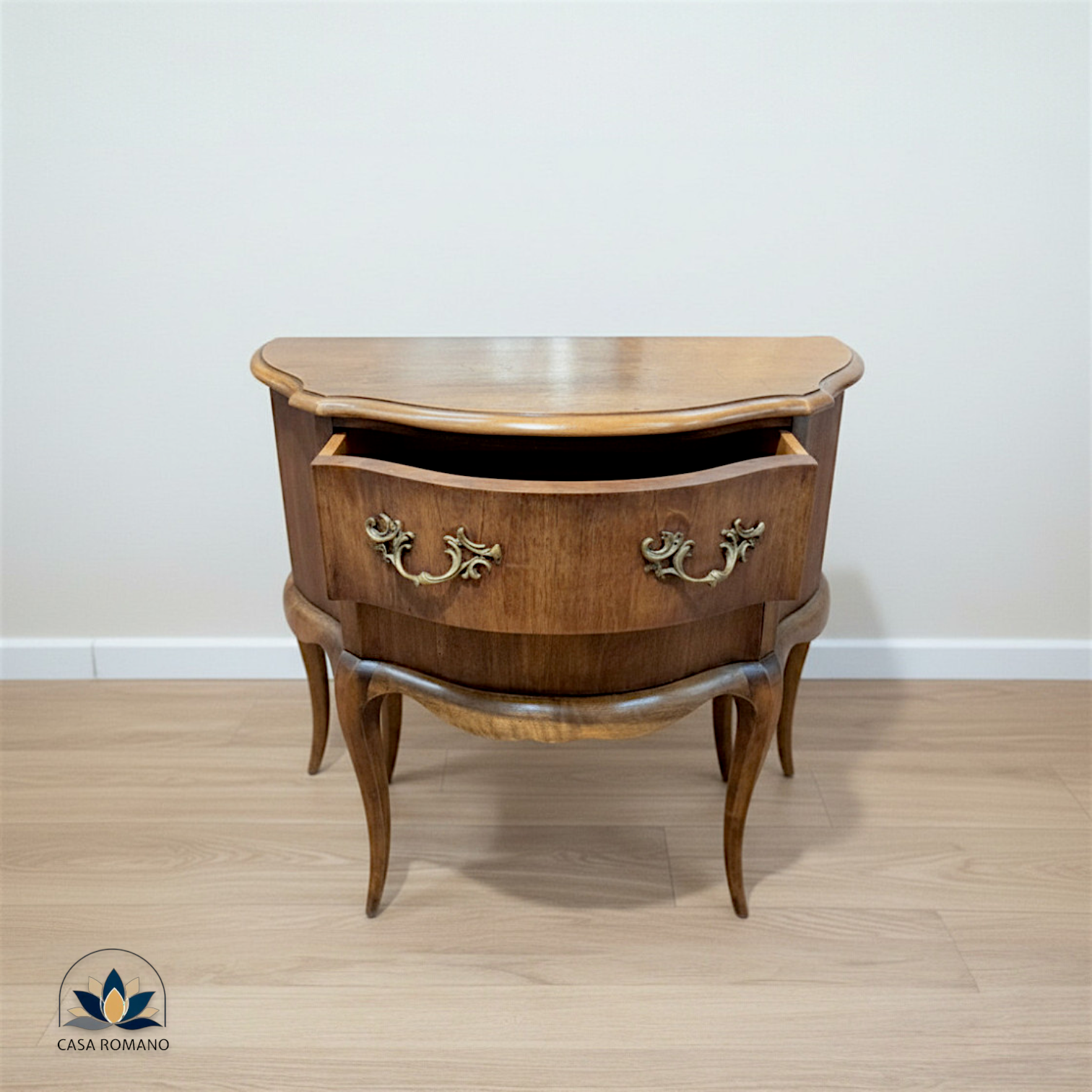 Kleine Kommode im Louis-XV Stil – 2 Schubladen | CASA ROMANO | CASA ROMANO