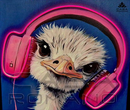 „LED-Leinwandbild Bird On Ear“ – Vogel mit Kopfhörern / Nahaufnahme, 64×83 cm | CASA ROMANO