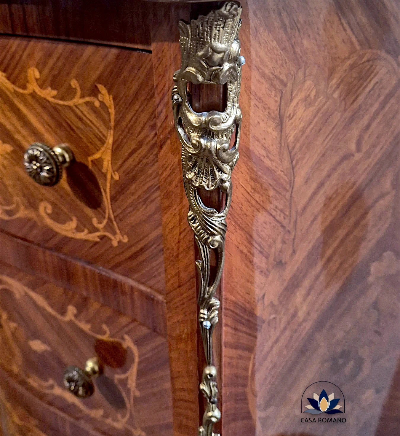 Rosenholz Komödchen mit Intarsien – Louis XV / Rococo Stil Kommode mit 3 Schubladen | CASA ROMANO