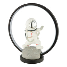 Tischleuchte Astronaut „Karate“ – LED Designlampe | CASA ROMANO